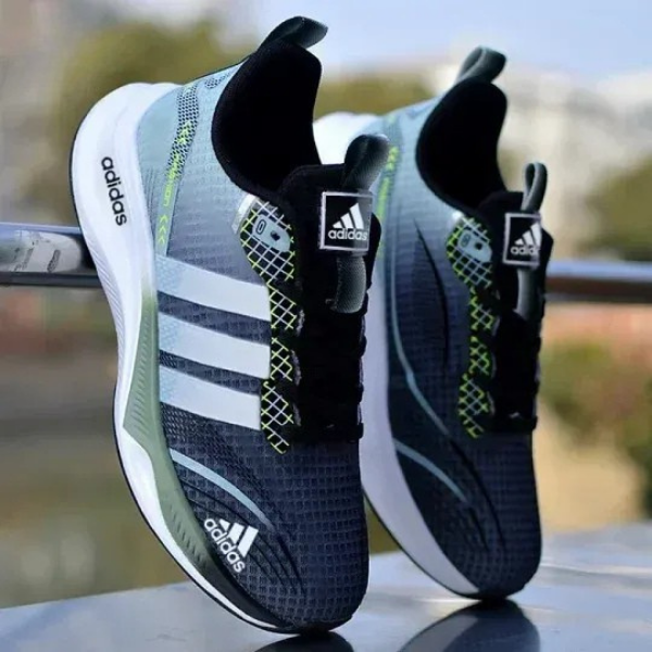 נעלי ספורט נושמות